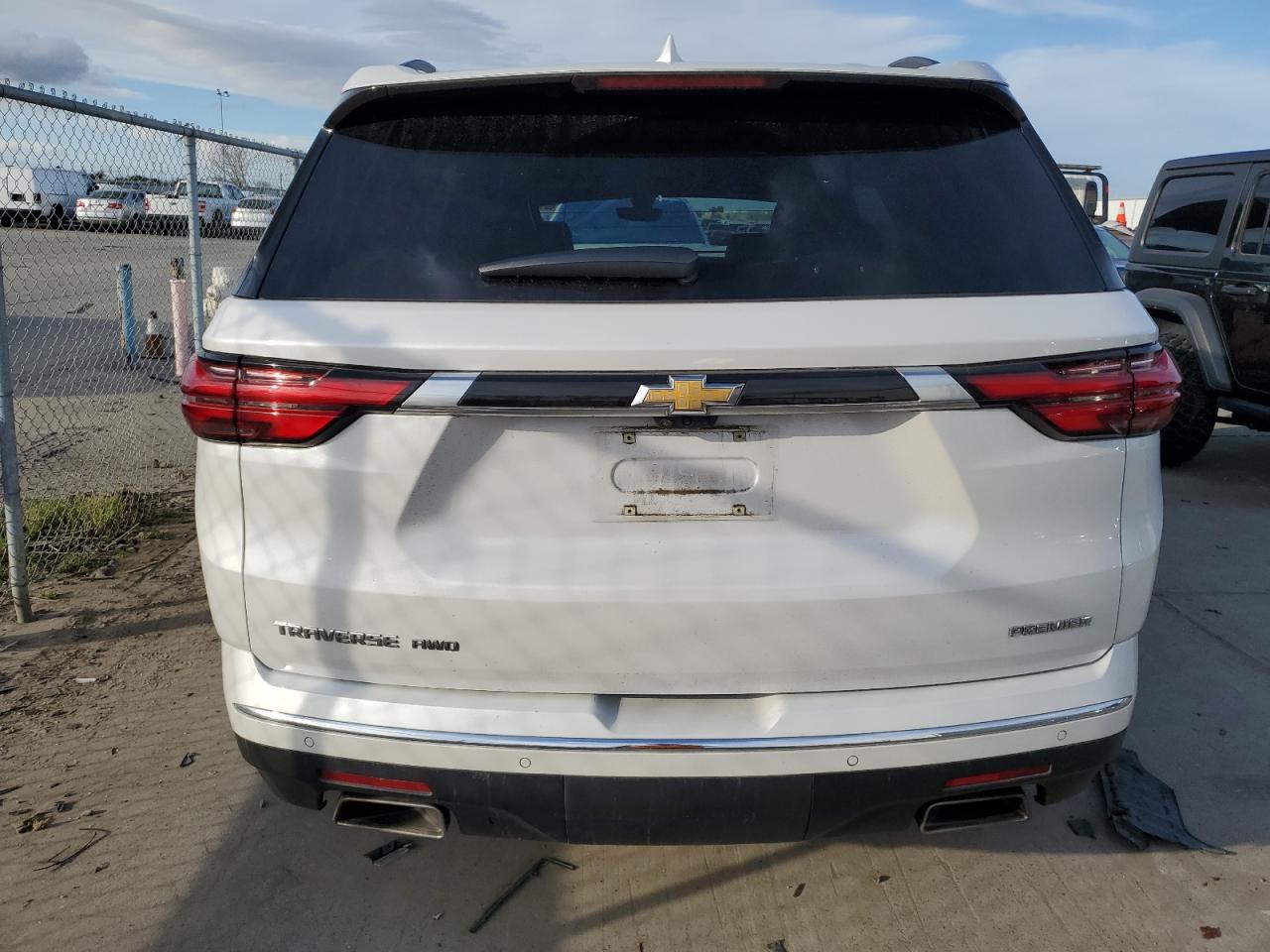 2022 Chevrolet Traverse VIN 1GNEVKKW9NJ125026 Copart auction photo, front end damage thumbnail 6