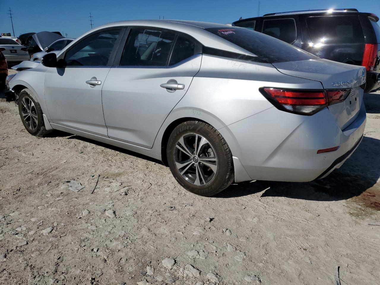 2020 Nissan Sentra VIN 3N1AB8CV4LY281687 Copart auction photo, front end damage thumbnail 2