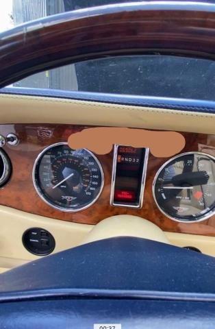 2002 Bentley Azure VIN SCBZK22E62CX01085 Copart auction photo, minor dent/scratches / normal wear damage thumbnail 8