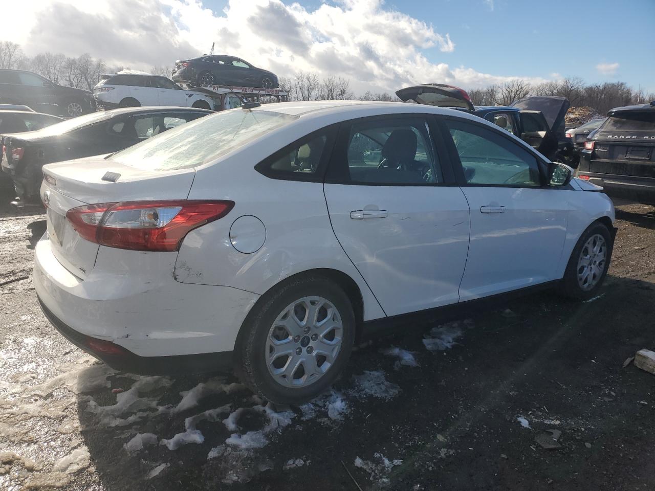 2012 Ford Focus VIN 1FAHP3F22CL229684 Copart auction photo, front end / minor dent/scratches damage thumbnail 3