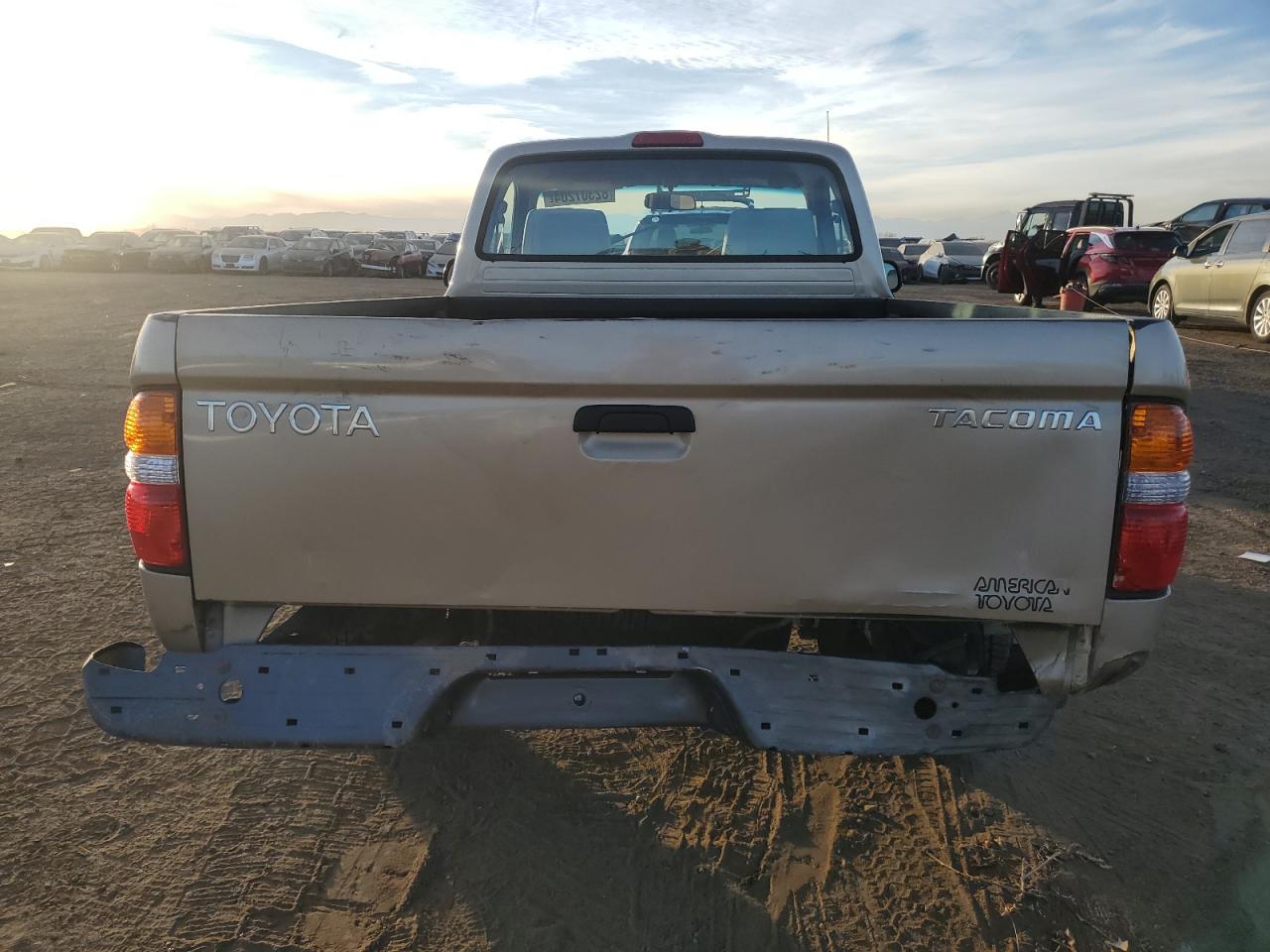 2001 Toyota Tacoma VIN 5TENL42N21Z861517 Copart auction photo, rear end damage thumbnail 6