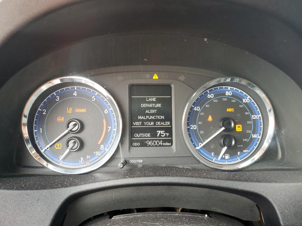 2018 Toyota Corolla VIN 2T1BURHE6JC987549 Copart auction photo, front end / side damage thumbnail 9