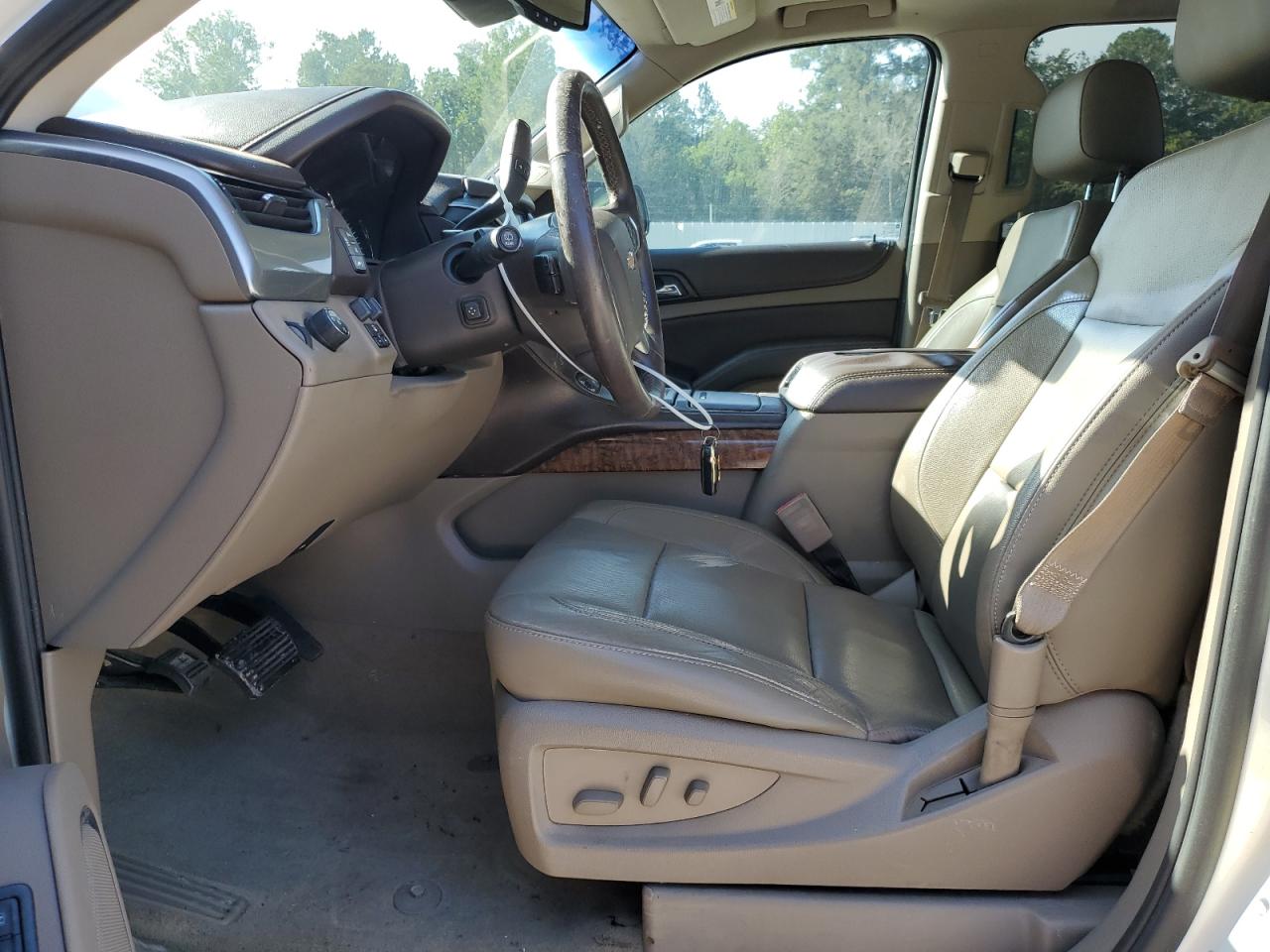 2015 Chevrolet Tahoe VIN 1GNSCCKC0FR563540 Copart auction photo, all over damage thumbnail 7