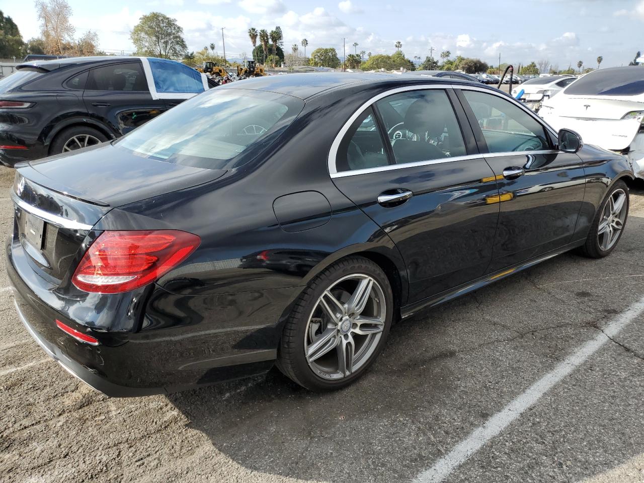 2017 Mercedes-Benz E-klasse VIN WDDZF4JB1HA107826 Copart auction photo, front end / minor dent/scratches damage thumbnail 3