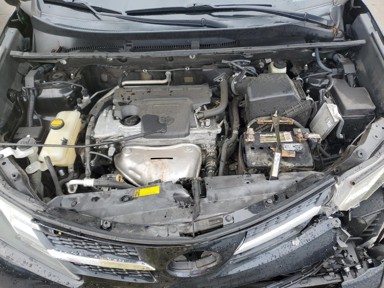 2015 Toyota RAV 4 VIN 2T3WFREV6FW218921 Copart auction photo, front end / minor dent/scratches damage thumbnail 12