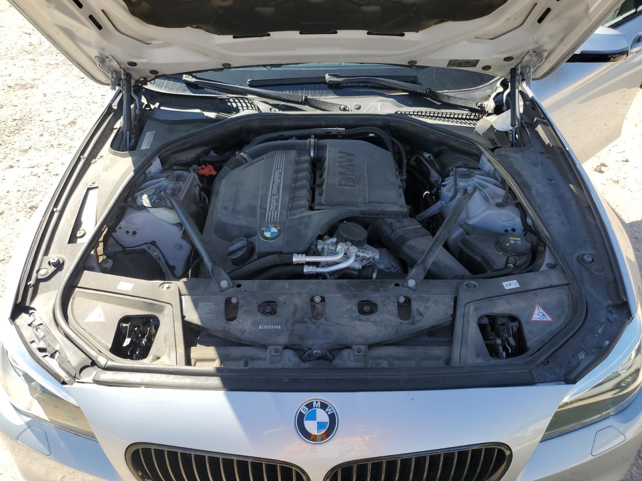 2015 BMW 5er VIN WBA5B1C55FG126462 Copart auction photo, rear end damage thumbnail 11