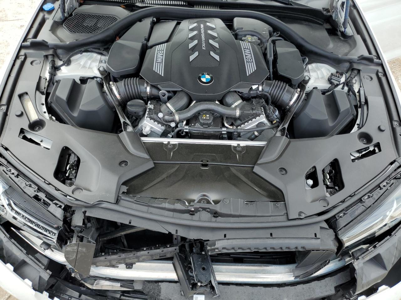 2023 BMW M5 VIN WBA13BK08PCM88799 Copart auction photo, front end / minor dent/scratches damage thumbnail 13