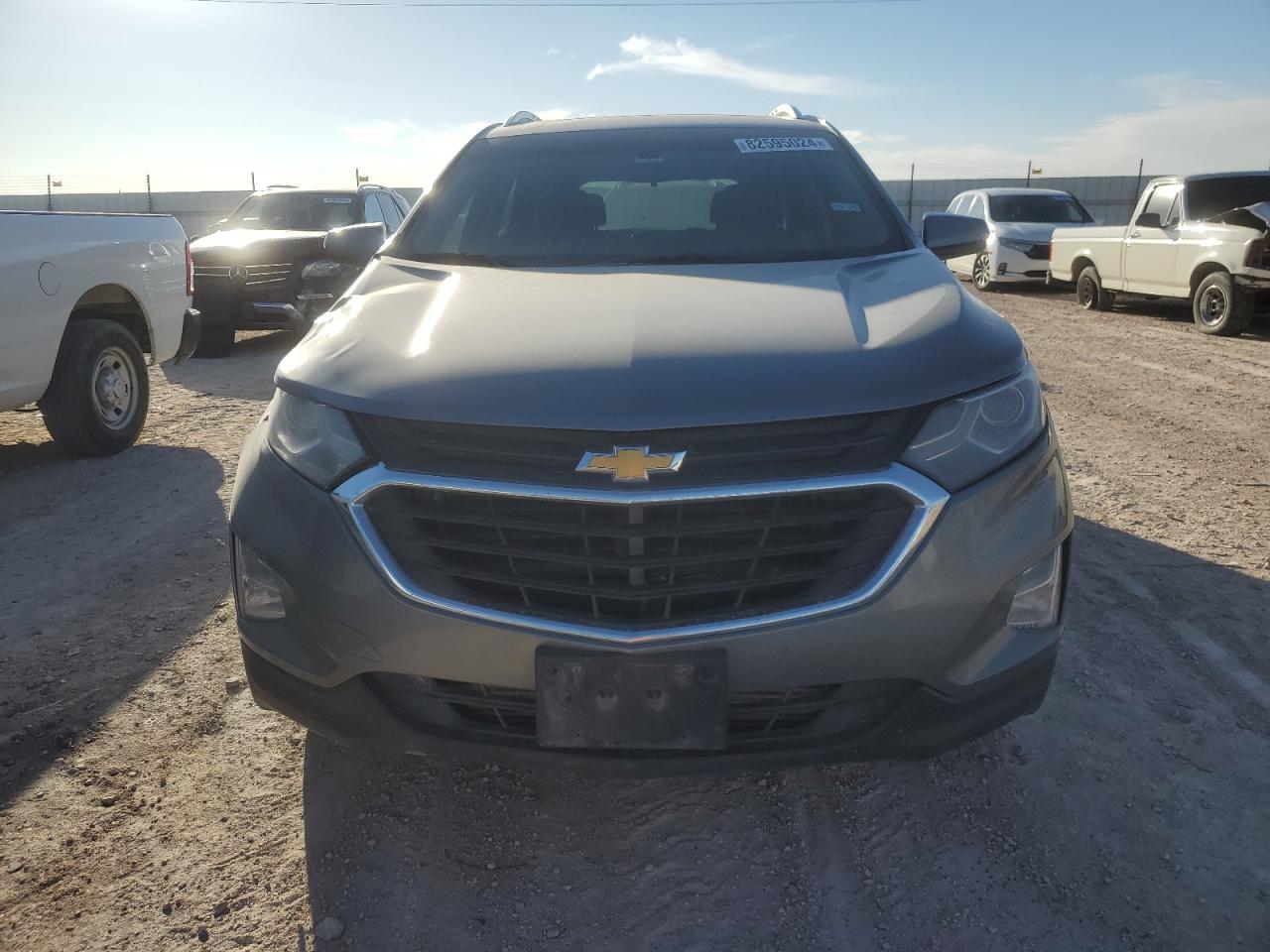 2018 Chevrolet Equinox VIN 3GNAXJEV5JL119510 Copart auction photo, front end damage thumbnail 5