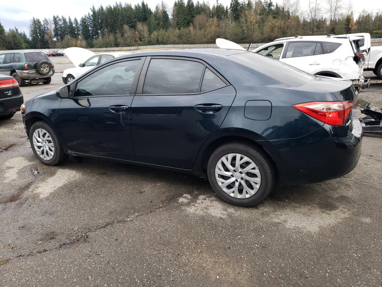 2019 Toyota Corolla VIN 5YFBURHEXKP923550 Copart auction photo, front end damage thumbnail 2