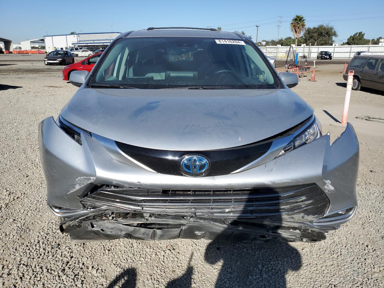 2022 Toyota Sienna VIN 5TDZRKEC2NS099310 Copart auction photo, side / rear end damage thumbnail 5