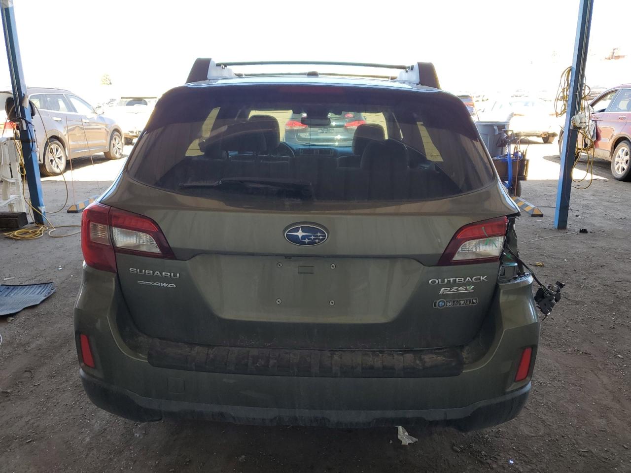 2015 Subaru Outback VIN 4S4BSAFC5F3301344 Copart auction photo, front end / rear end damage thumbnail 6