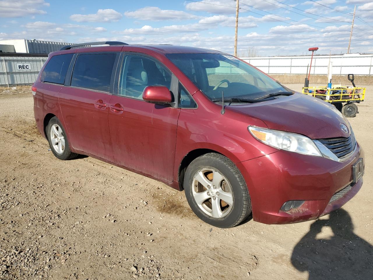 2011 Toyota Sienna VIN 5TDKK3DC7BS011540 Copart auction photo, front end / mechanical damage thumbnail 4