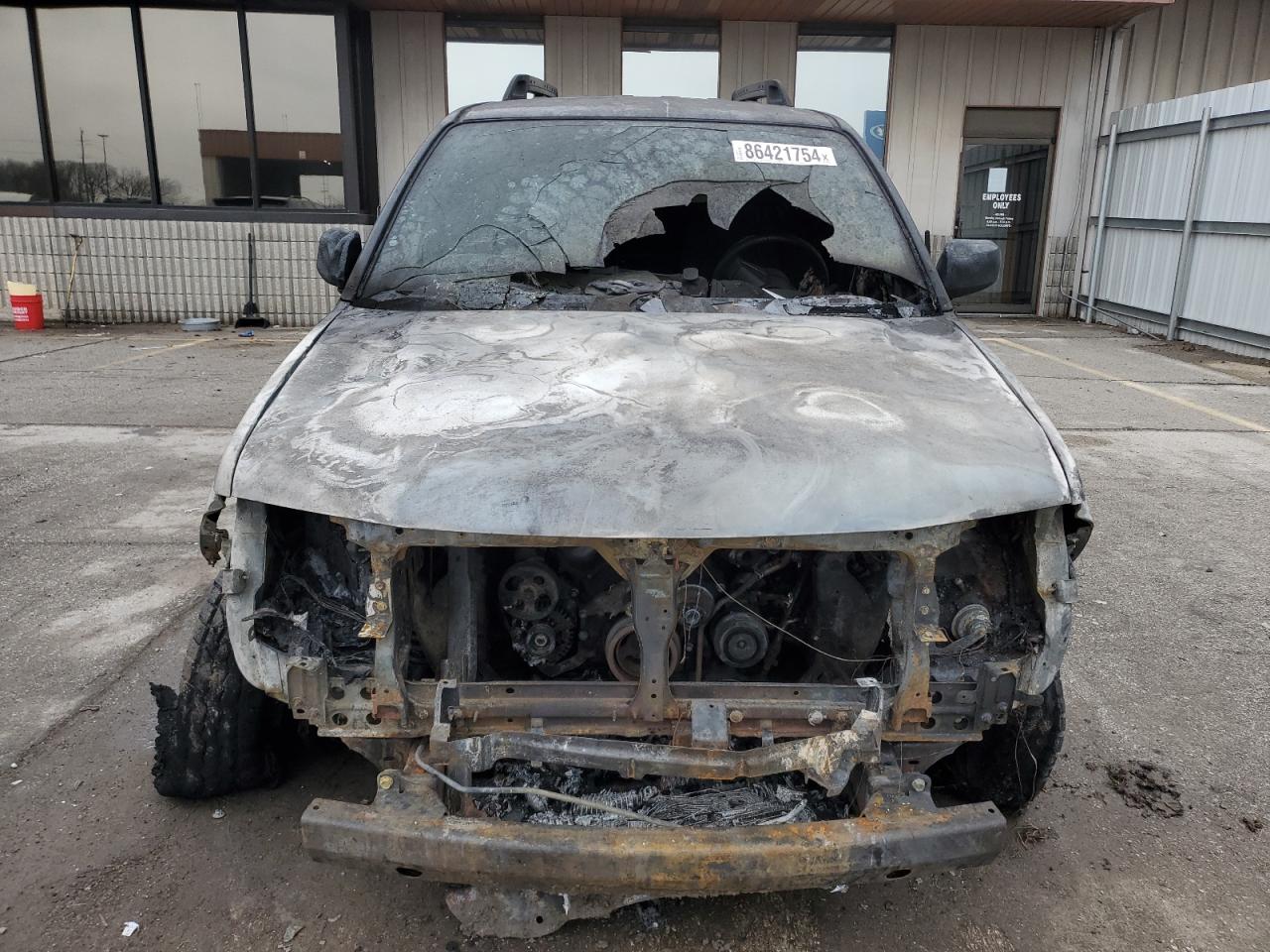 2010 Nissan Pathfinder VIN 5N1AR1NB2AC615302 Copart auction photo, burn damage thumbnail 5