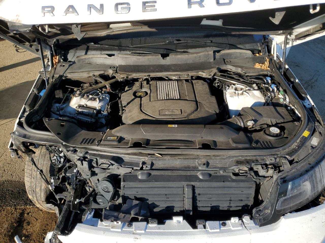 2019 Land Rover Range Rover VIN SALWG2RKXKA421512 Copart auction photo, front end / undercarriage damage thumbnail 14