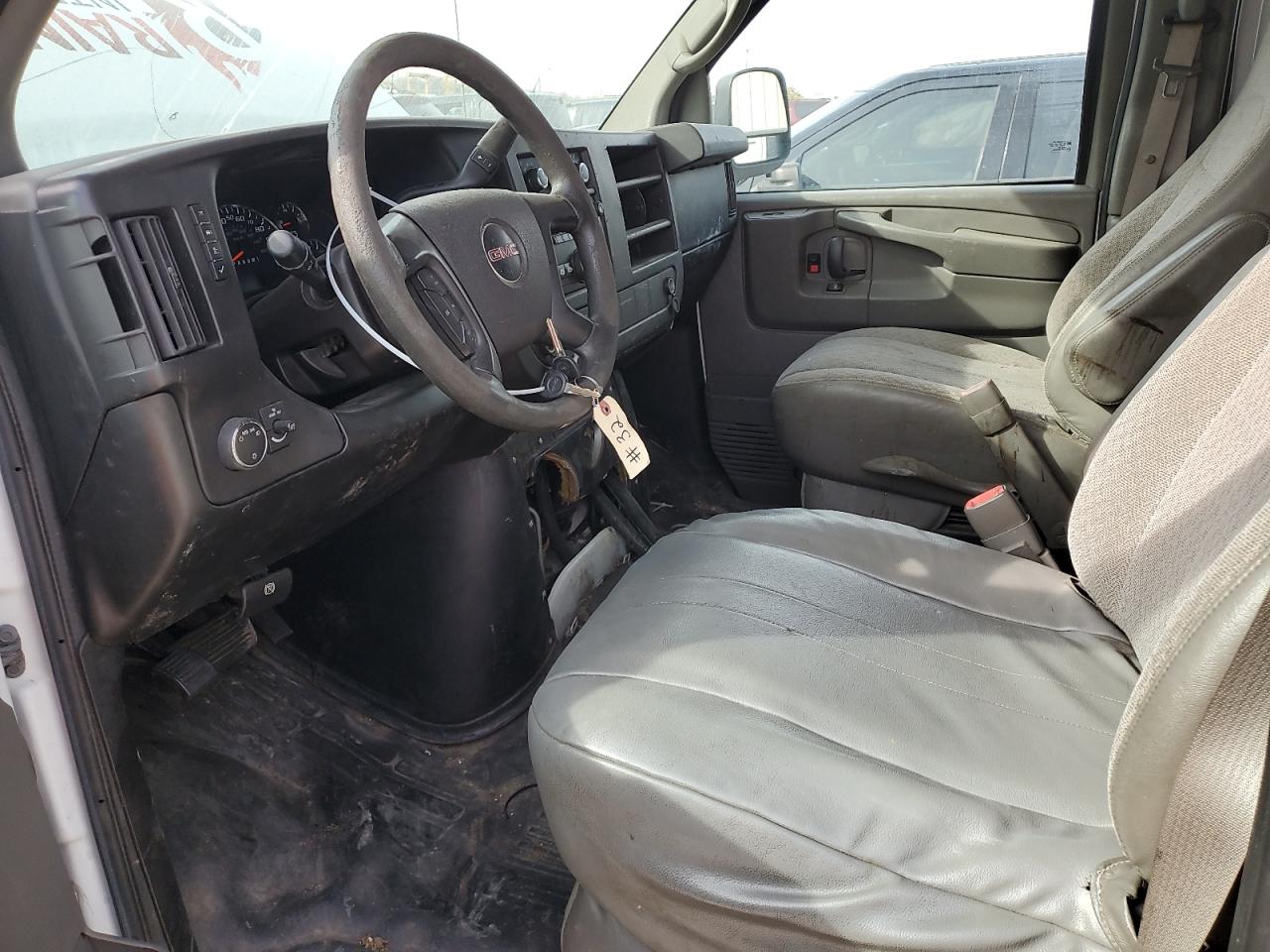 2014 GMC Savana VIN 1GTW7FCA4E1174751 Copart auction photo, rear end damage thumbnail 7