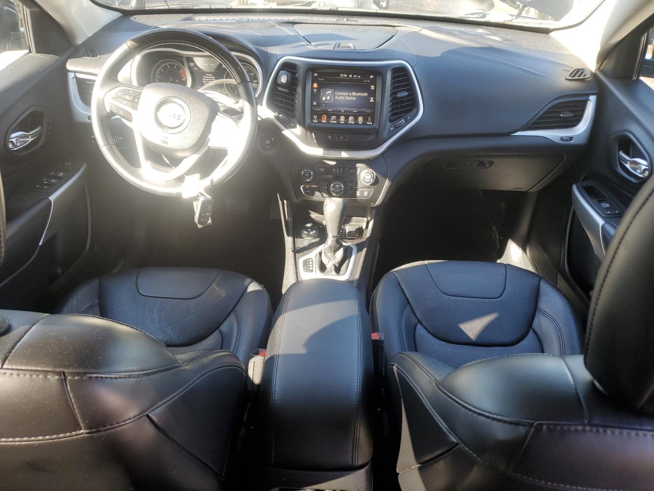 2017 Jeep Cherokee VIN 1C4PJMJS0HW531145 Copart auction photo, front end / undercarriage damage thumbnail 8