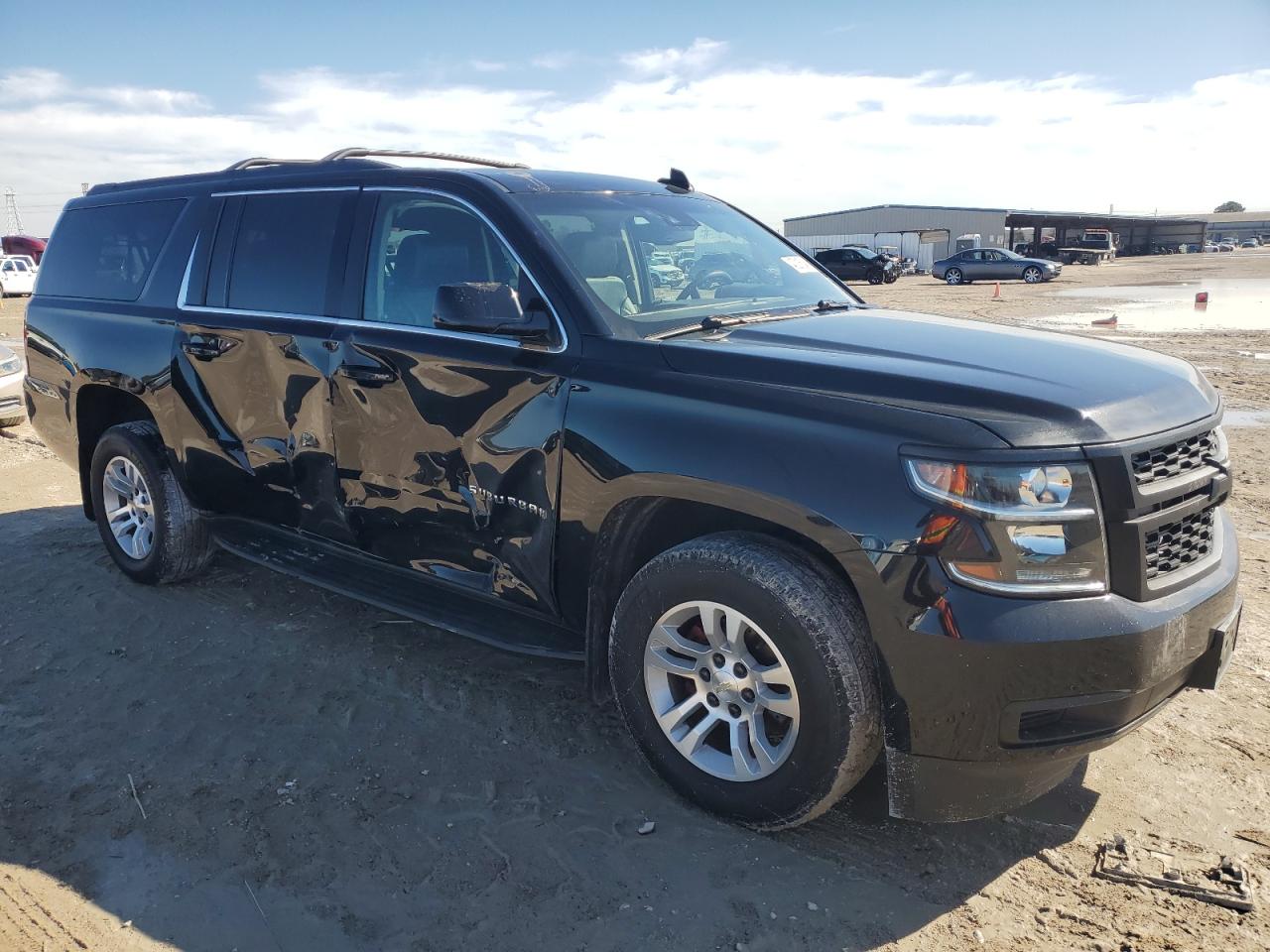 2020 Chevrolet Suburban VIN 1GNSCGKC9LR126672 Copart auction photo, side damage thumbnail 4