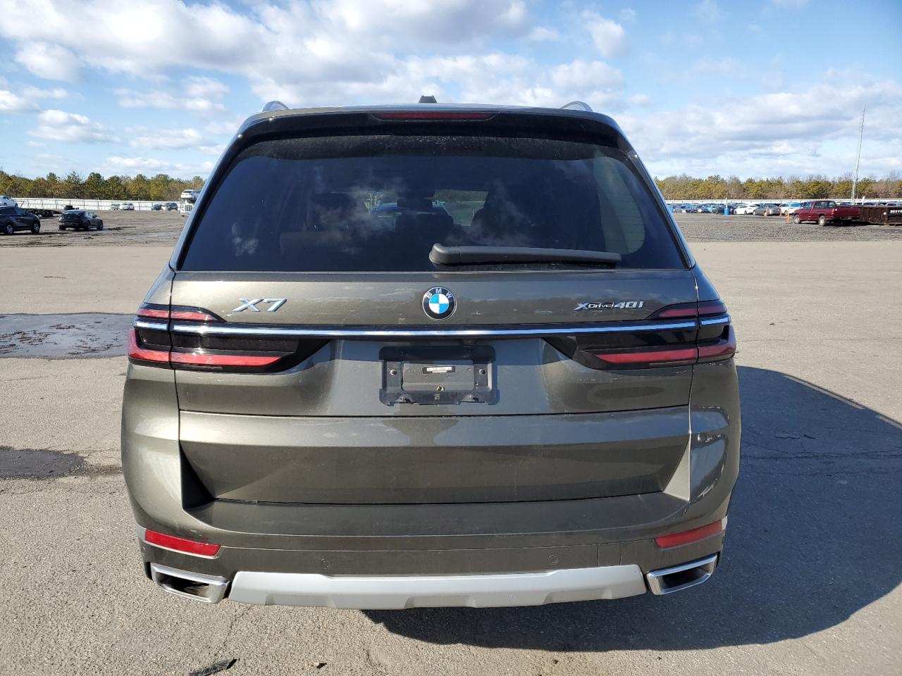 2024 BMW X7 VIN 5UX23EM05R9T03502 Copart auction photo, front end damage thumbnail 6