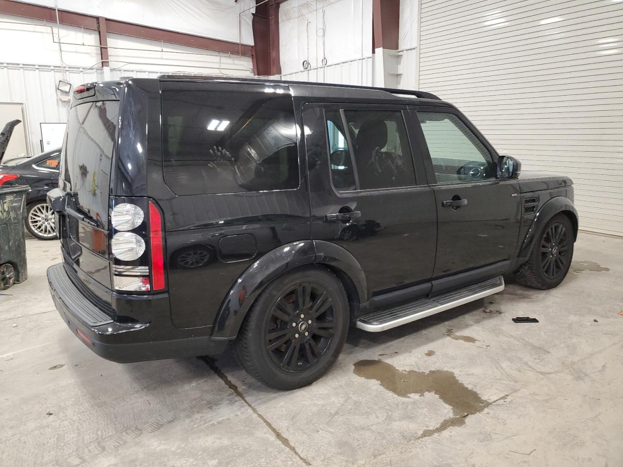 2016 Land Rover LR4 VIN SALAG2V66GA801781 Copart auction photo, normal wear damage thumbnail 3