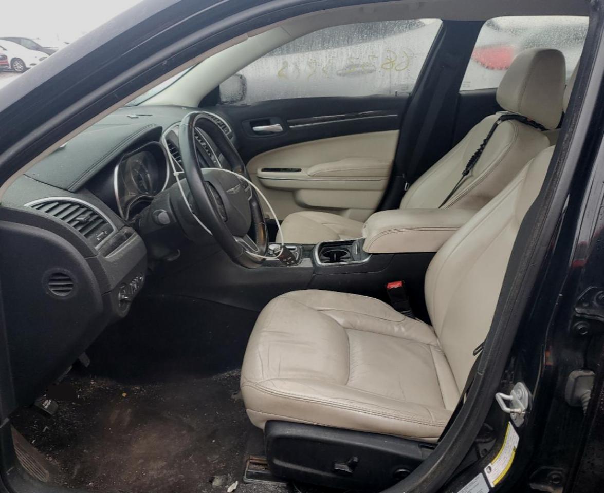 2017 Chrysler 300 VIN 2C3CCARG5HH571425 Copart auction photo, side damage thumbnail 7