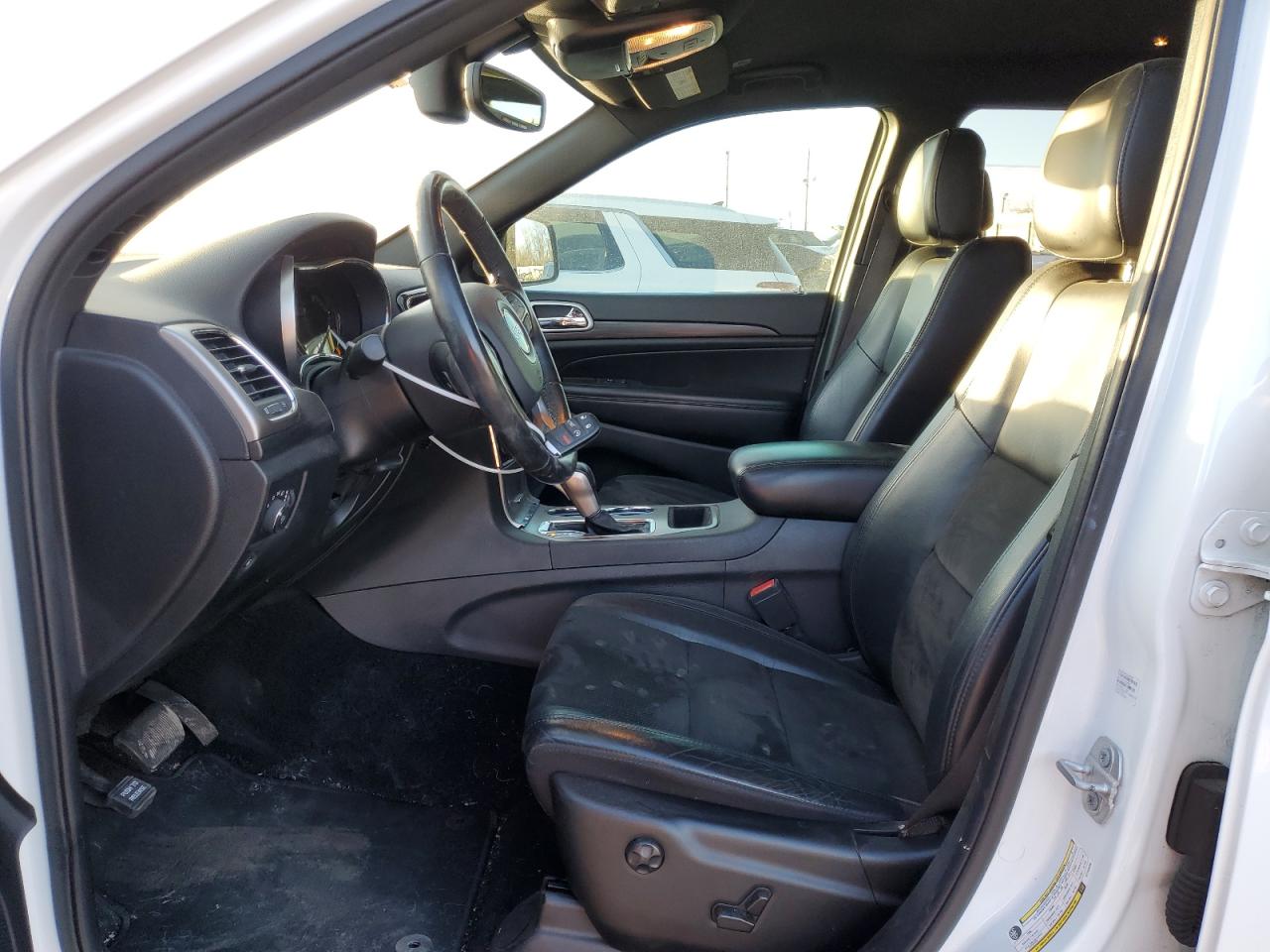 2020 Jeep Grand Cherokee VIN 1C4RJEAG2LC162339 Copart auction photo, front end / minor dent/scratches damage thumbnail 7