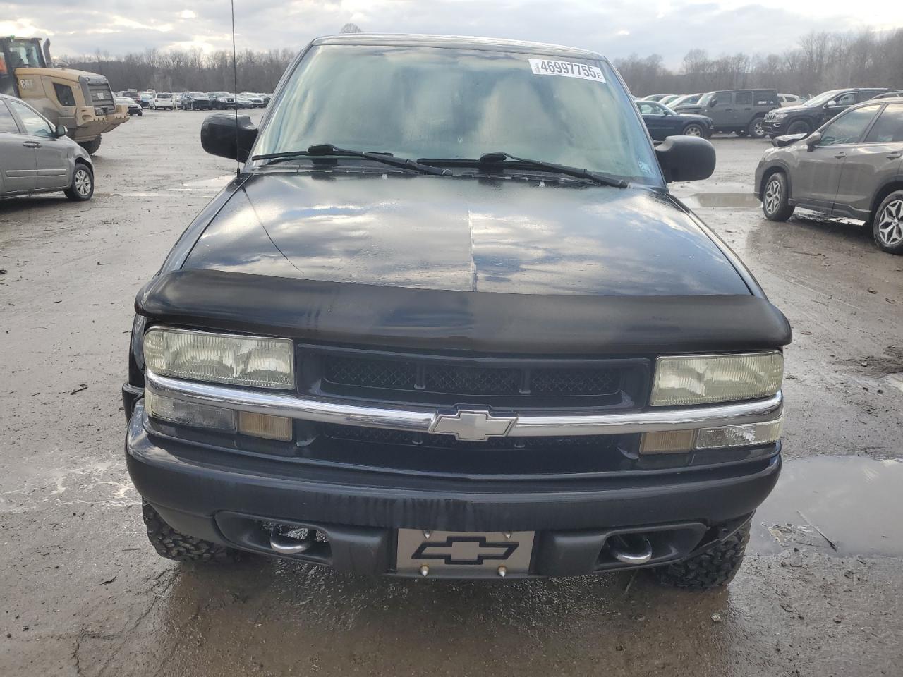 2003 Chevrolet S-10 Pickup VIN 1GCCT19X238177410 Copart auction photo, front end damage thumbnail 5