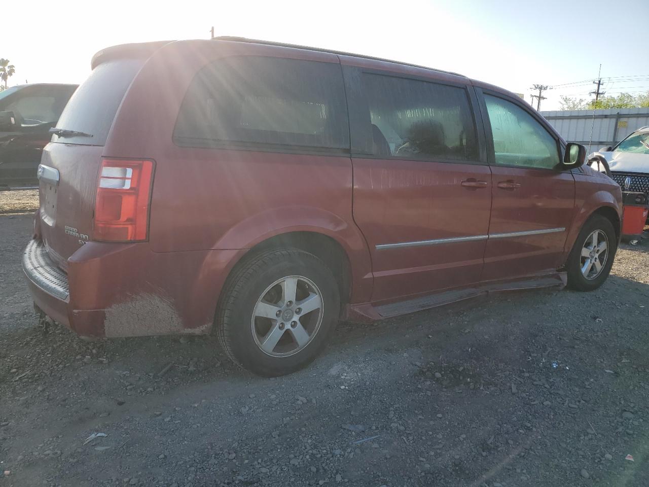 2010 Dodge Caravan VIN 2D4RN5D16AR388967 Copart auction photo, rear end damage thumbnail 3
