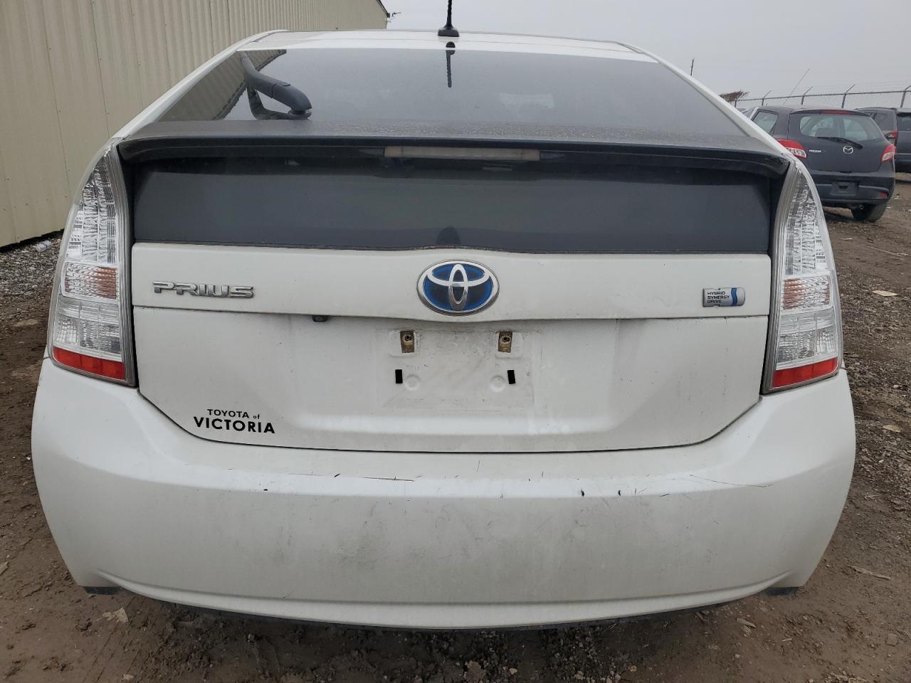 2011 Toyota Prius VIN JTDKN3DU5B5330568 Copart auction photo, front end / minor dent/scratches damage thumbnail 6