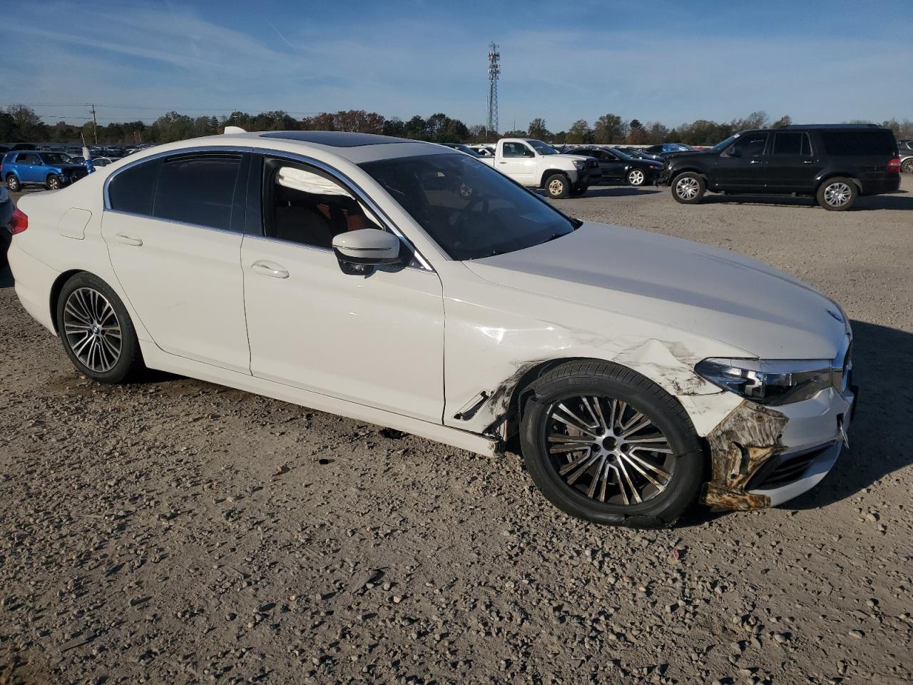 2020 BMW 5er VIN WBAJS3C08LWW67182 Copart auction photo, front end / minor dent/scratches damage thumbnail 4