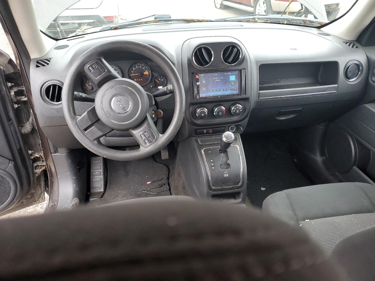 2014 Jeep Liberty (Patriot) VIN 1C4NJPBA2ED574939 Copart auction photo, front end damage thumbnail 8