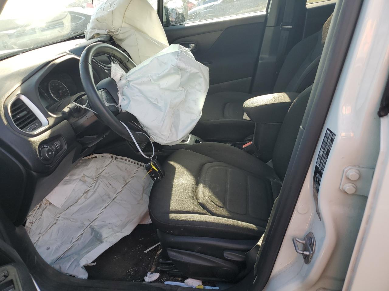 2020 Jeep Renegade VIN ZACNJABB5LPL17632 Copart auction photo, front end damage thumbnail 7