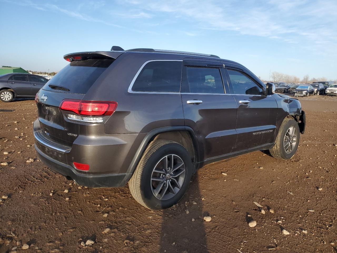2020 Jeep Grand Cherokee VIN 1C4RJFBG2LC275549 Copart auction photo, front end / side damage thumbnail 3