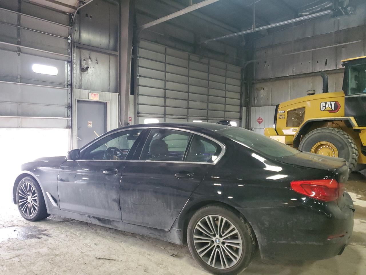 2020 BMW 5er VIN WBAJR7C05LWW77977 Copart auction photo, rear end damage thumbnail 2