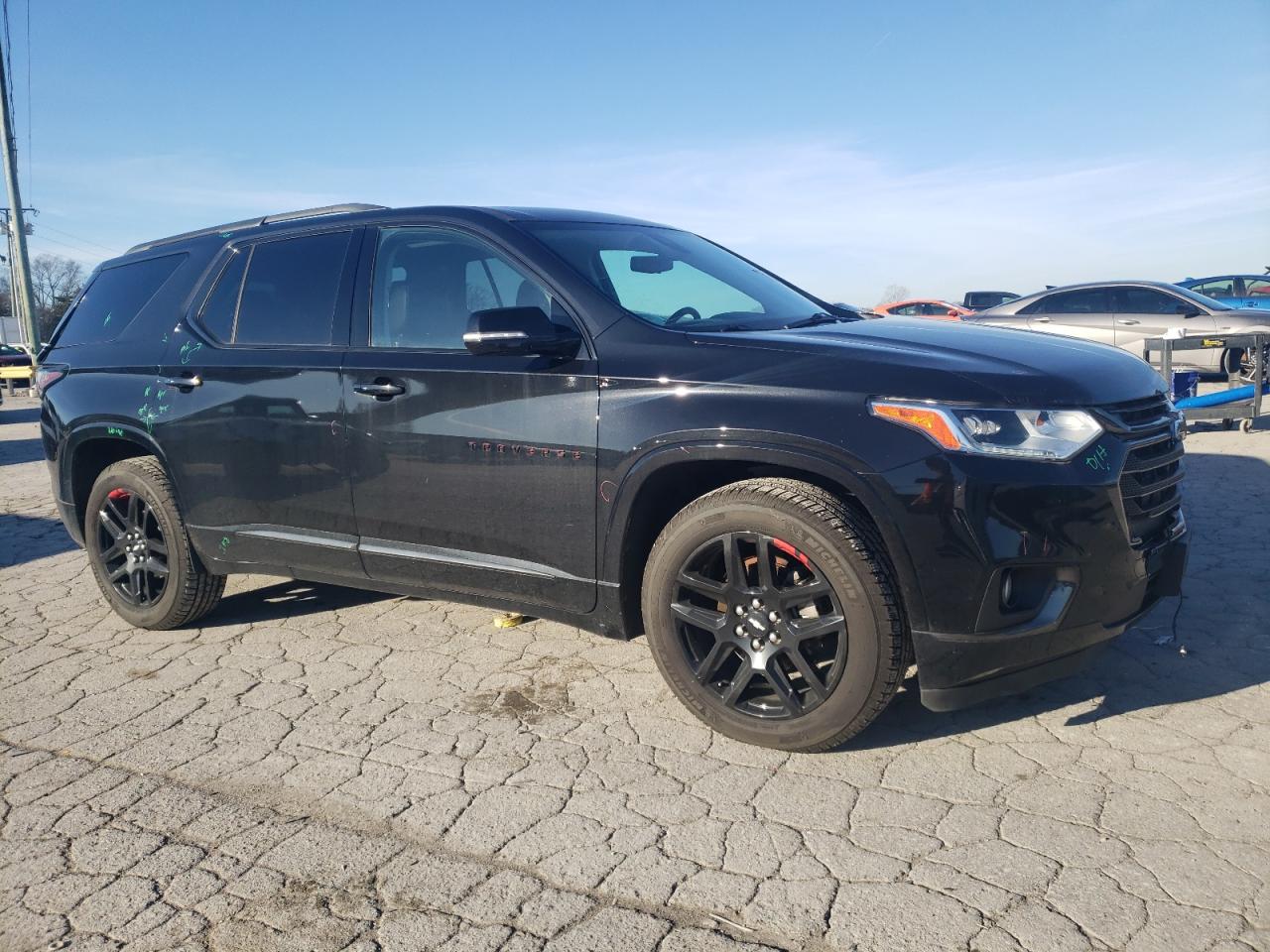 2018 Chevrolet Traverse VIN 1GNEVJKW4JJ111281 Copart auction photo, rear end damage thumbnail 4
