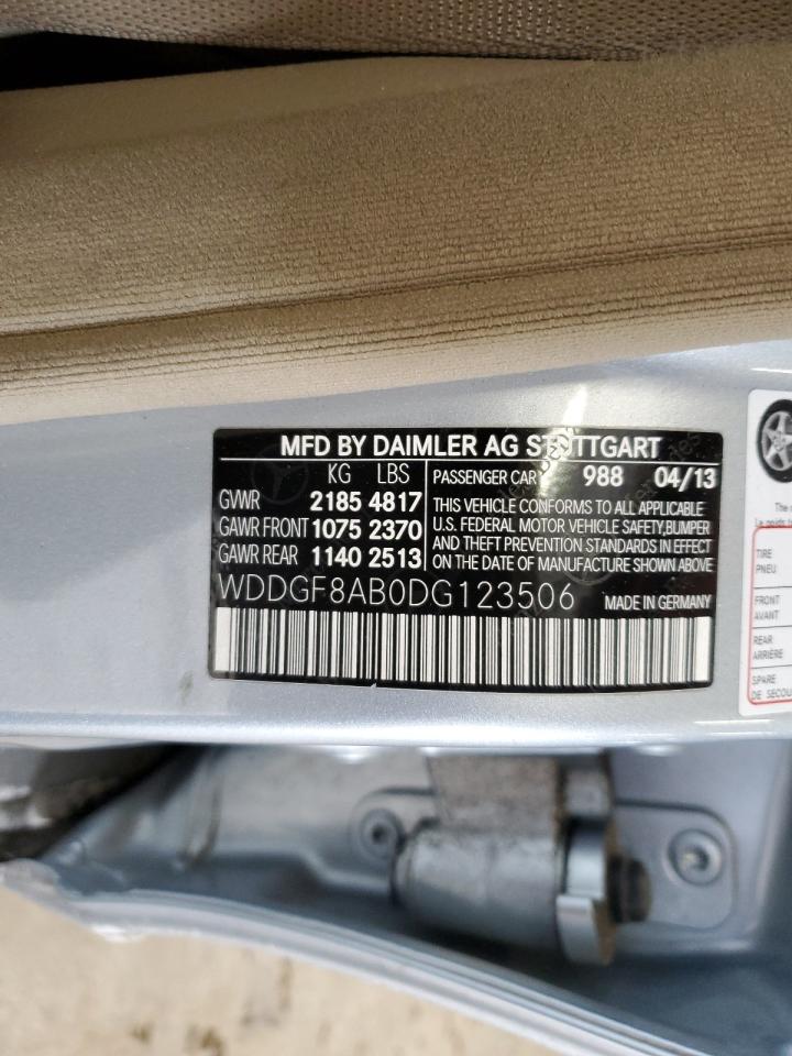 2013 Mercedes-Benz C-klasse VIN WDDGF8AB0DG123506 Copart auction photo, front end / minor dent/scratches damage thumbnail 14