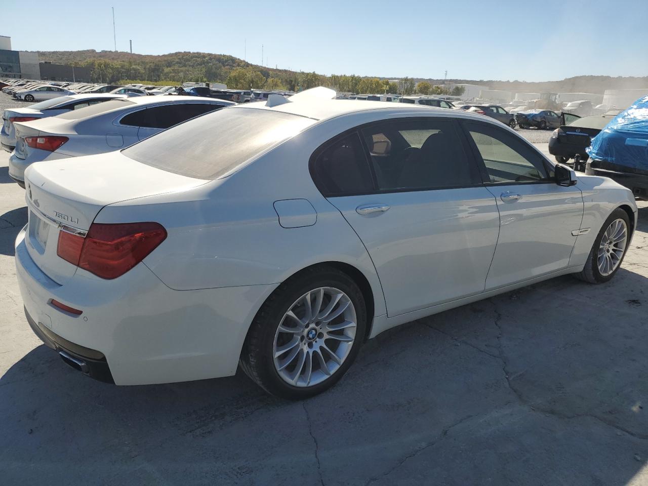 2012 BMW 7er VIN WBAKB8C51CC852429 Copart auction photo, mechanical / front end damage thumbnail 3