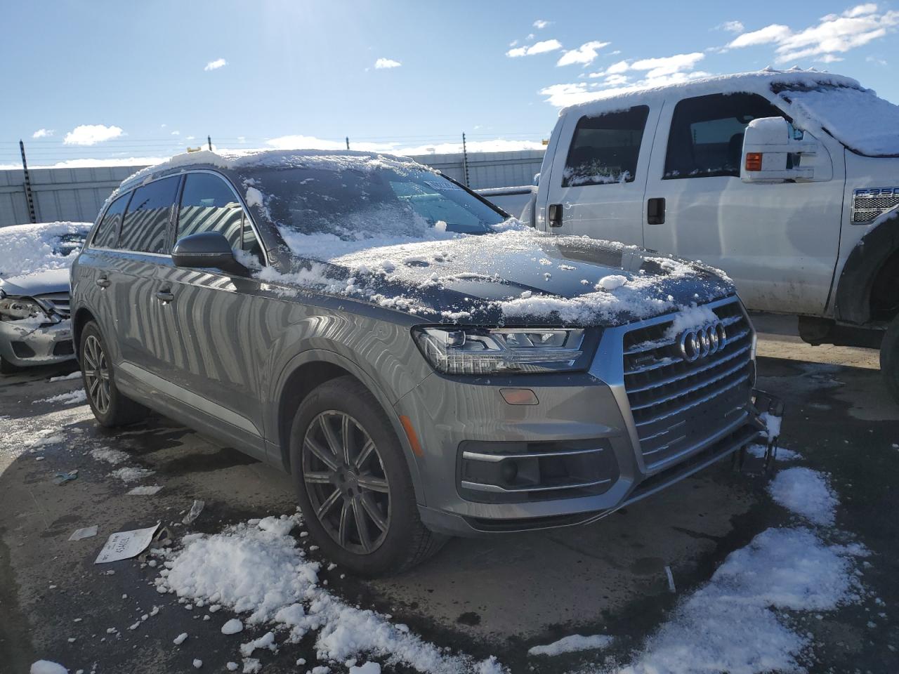 2017 Audi Q7 VIN WA1LAAF7XHD008237 Copart auction photo, front end damage thumbnail 4