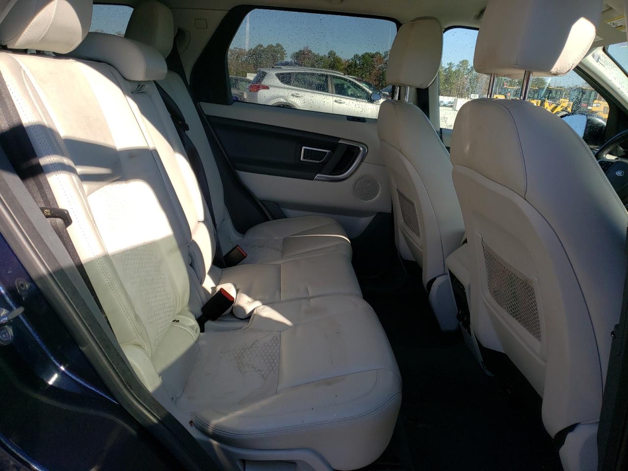 2016 Land Rover Discovery VIN SALCP2BG5GH614691 Copart auction photo, all over damage thumbnail 11