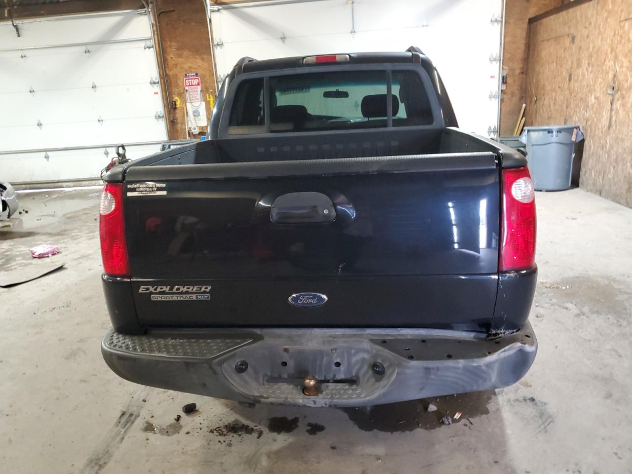 2005 Ford Explorer VIN 1FMZU77K95UB67710 Copart auction photo, all over damage thumbnail 6
