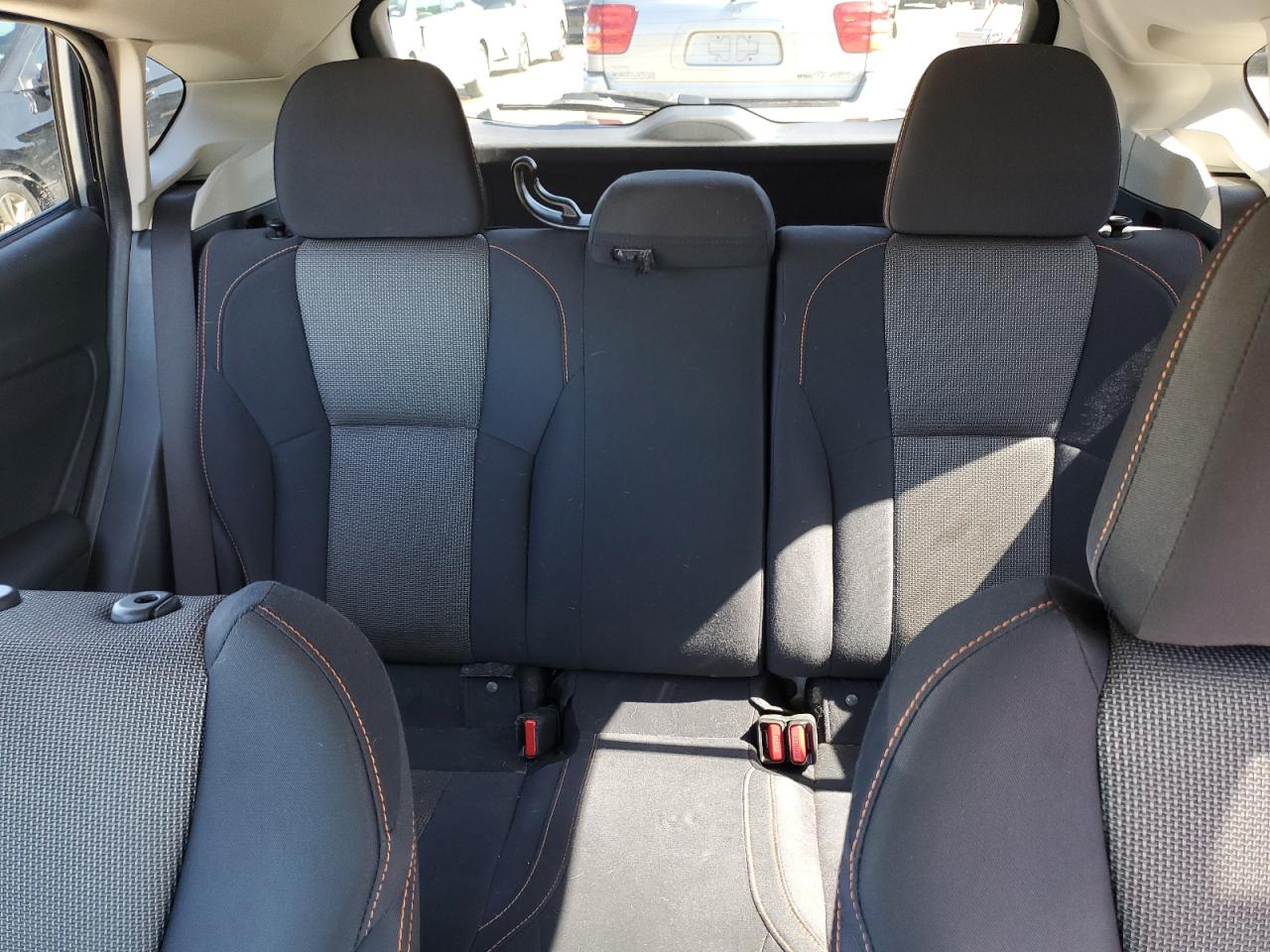 2018 Subaru XV VIN JF2GTABCXJH341154 Copart auction photo, side / rear end damage thumbnail 10