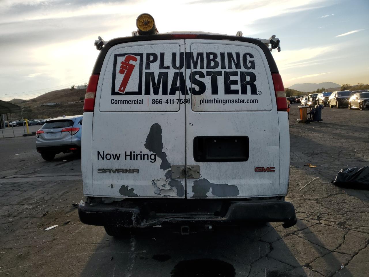 2007 GMC Savana VIN 1GTGG25V971132902 Copart auction photo, front end / side damage thumbnail 6