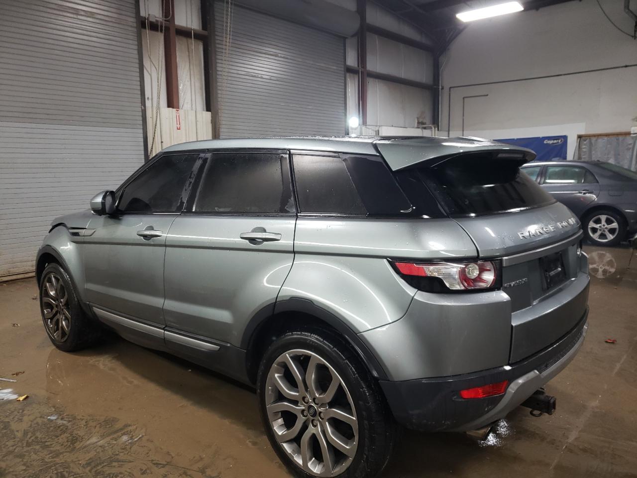 2015 Land Rover Range Rover VIN SALVR2BG6FH004784 Copart auction photo, front end damage thumbnail 2