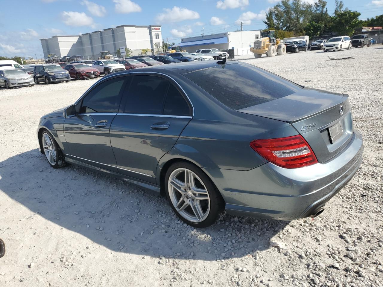 2012 Mercedes-Benz C-klasse VIN WDDGF4HB5CR214577 Copart auction photo, minor dent/scratches damage thumbnail 2