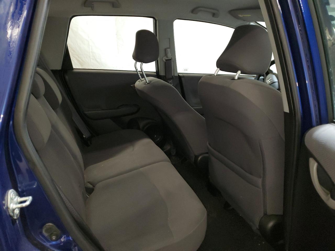 2011 Honda Fit VIN JHMGE8H38BC020154 Copart auction photo, rear end damage thumbnail 10