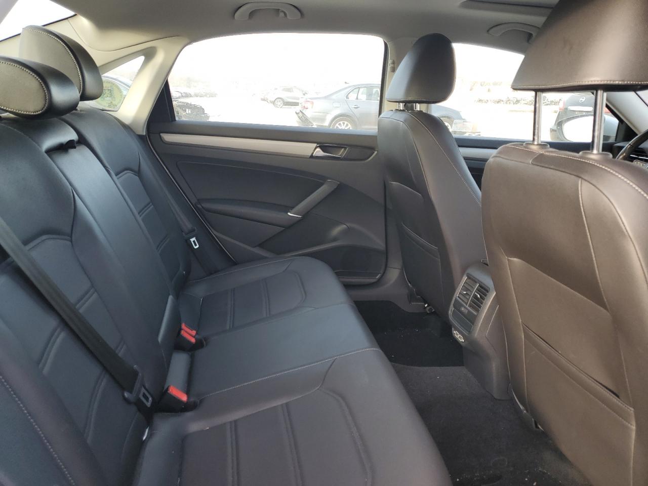 2020 Volkswagen Passat VIN 1VWWA7A38LC022062 Copart auction photo, front end damage thumbnail 10