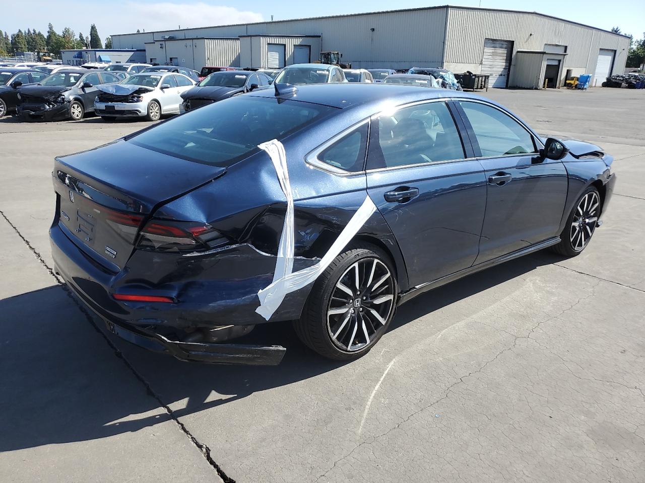 2024 Honda Accord VIN 1HGCY2F85RA041005 Copart auction photo, all over damage thumbnail 3