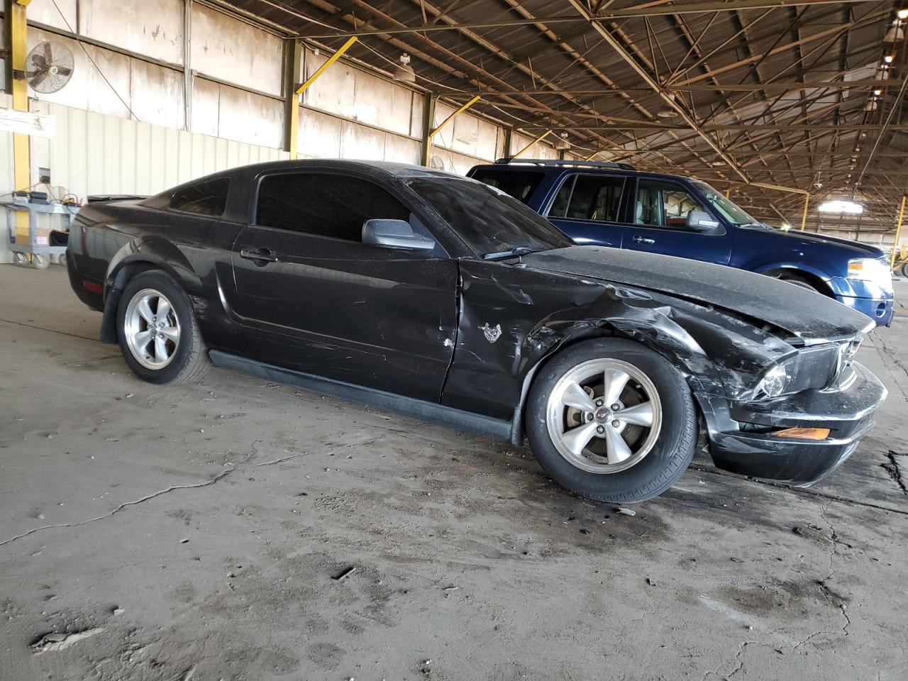 2009 Ford Mustang VIN 1ZVHT80N395145809 Copart auction photo, front end damage thumbnail 4