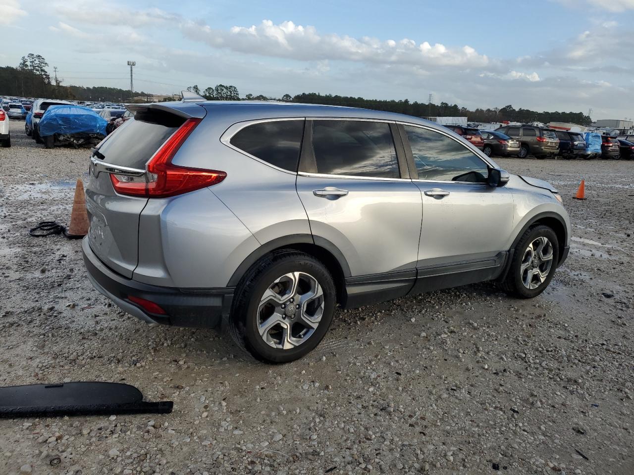 2019 Honda CR-V VIN 5J6RW1H55KA041680 Copart auction photo, front end / side damage thumbnail 3