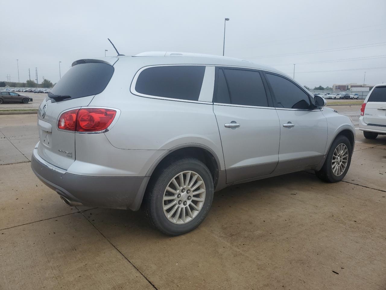 2010 Buick Enclave VIN 5GALRBED5AJ160835 Copart auction photo, burn - interior / minor dent/scratches damage thumbnail 3