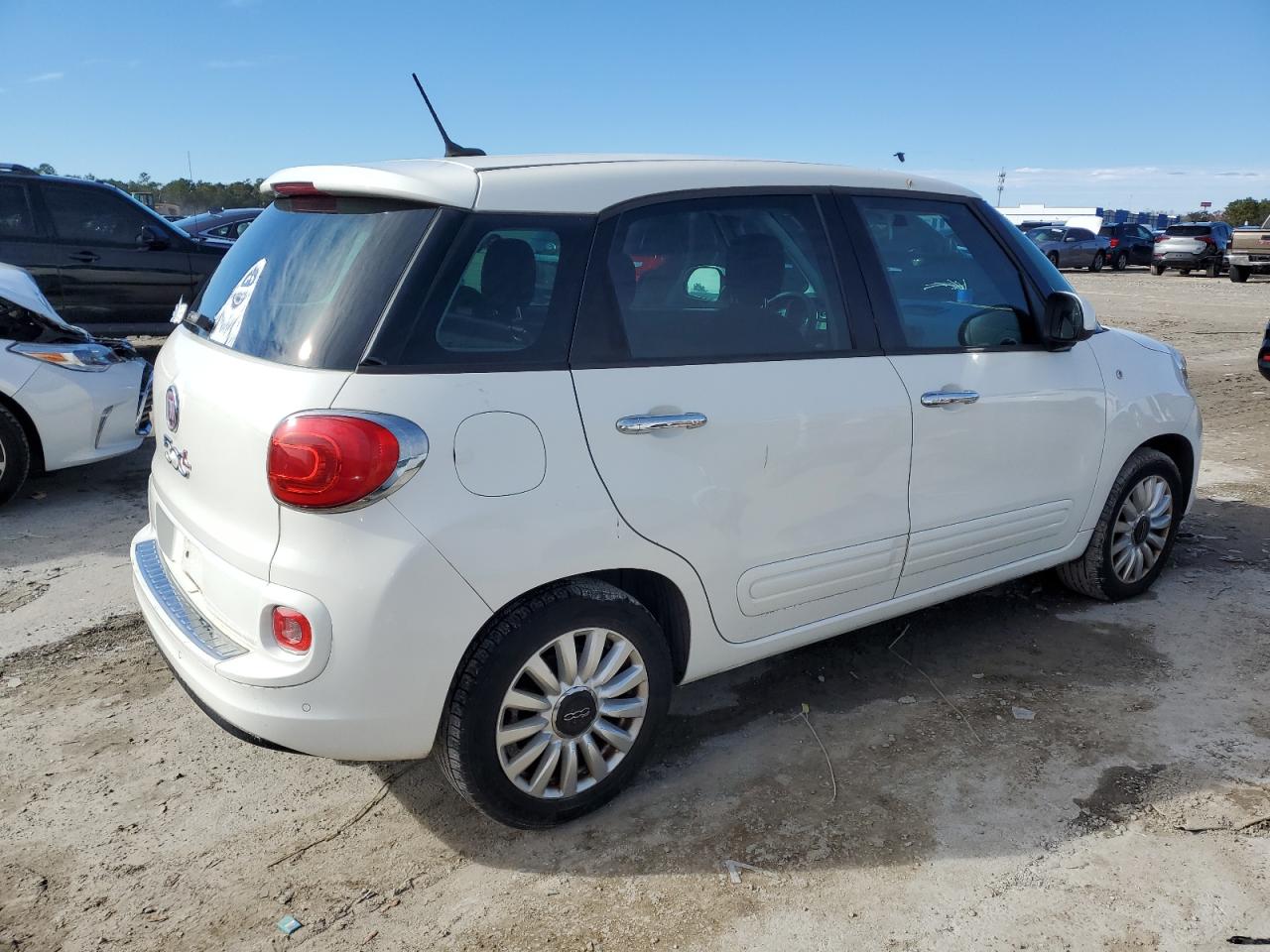 2014 Fiat 500 VIN ZFBCFABH1EZ027282 Copart auction photo, mechanical damage thumbnail 3